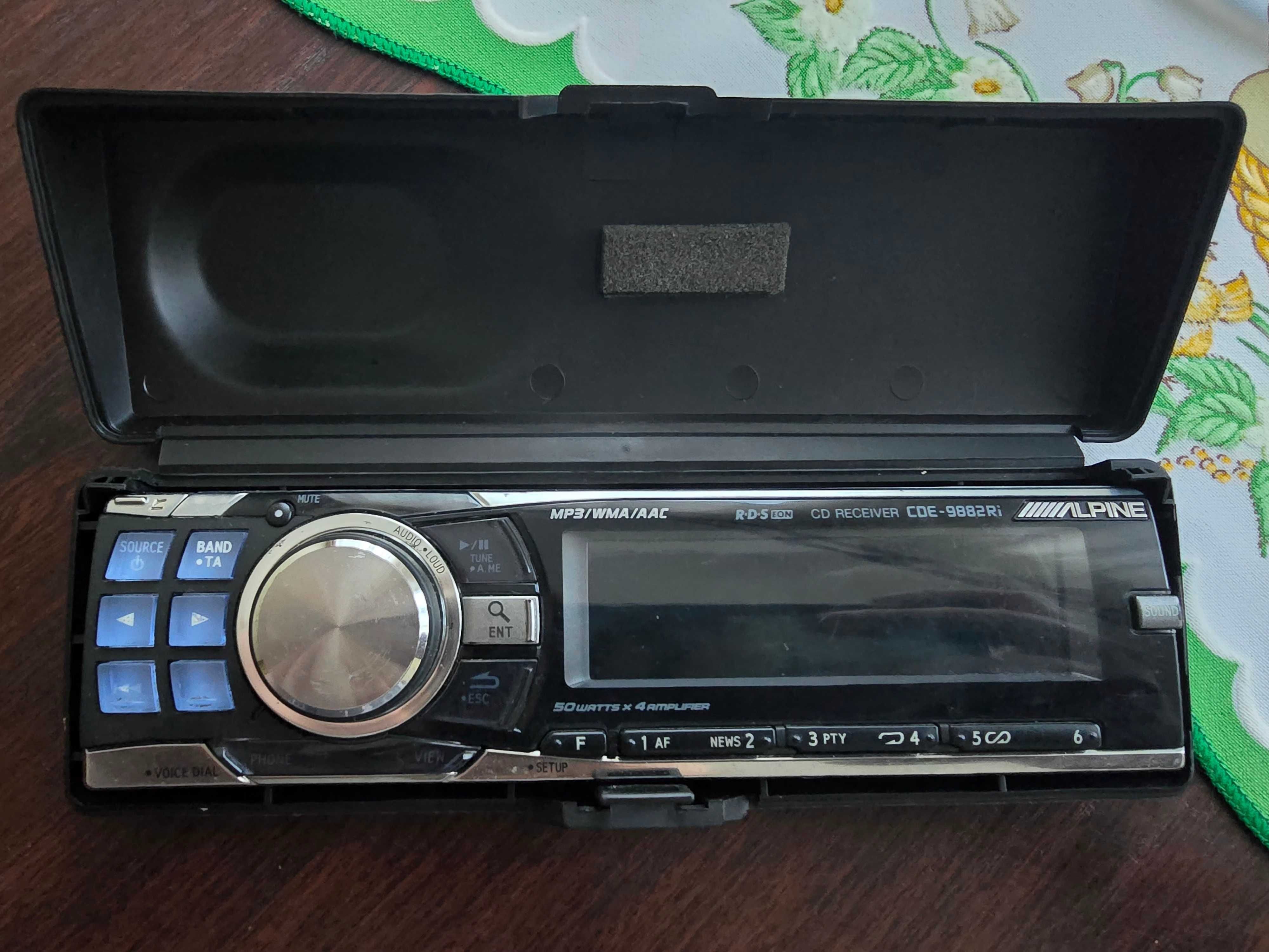Alpine CDE-9882Ri