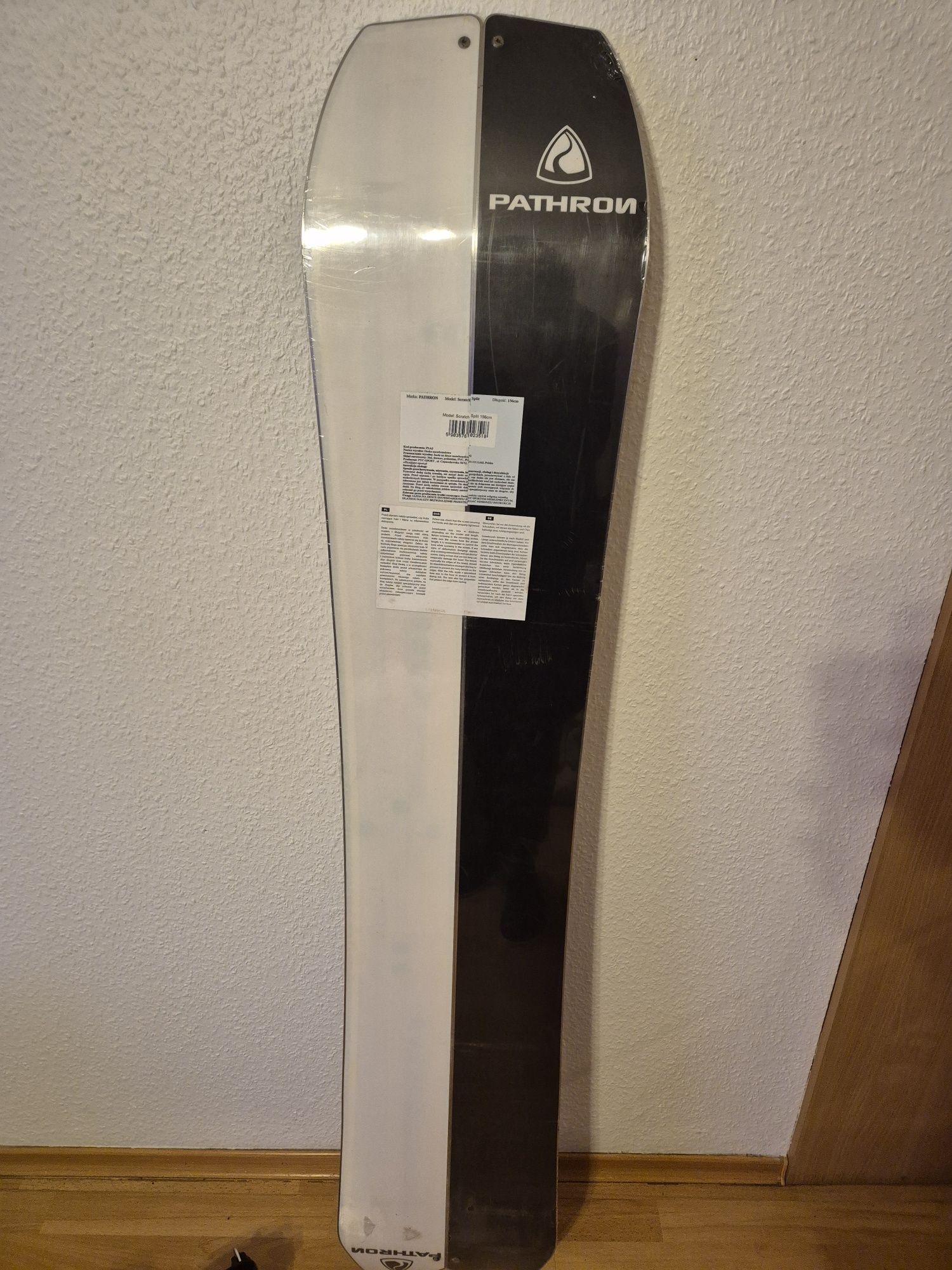 Splitboard Pathron Scratch Split 156cm

+ wiązania Pathron GT Alu Spli
