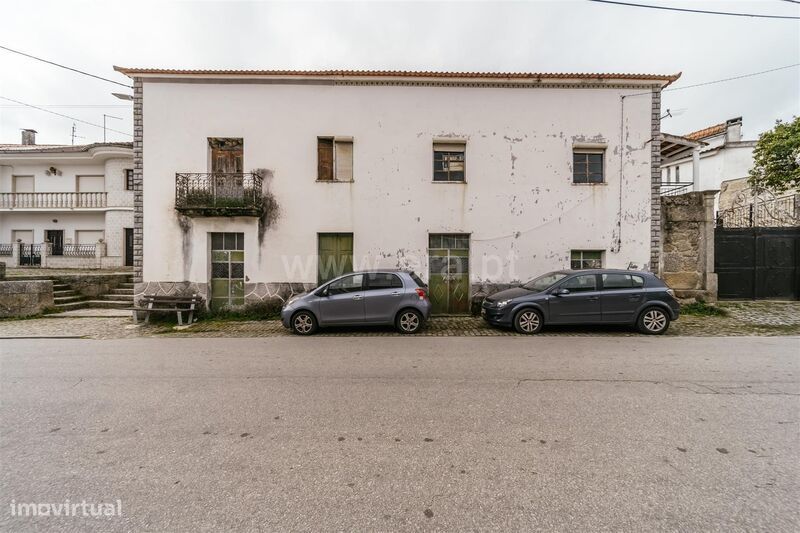 Moradia Geminada T3 / Fundão, Orca