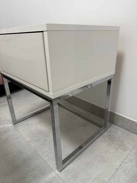 Stolik nocny / szafka nocna