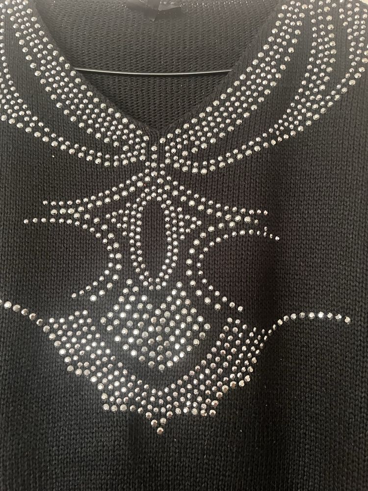 Sweter z dżetami L