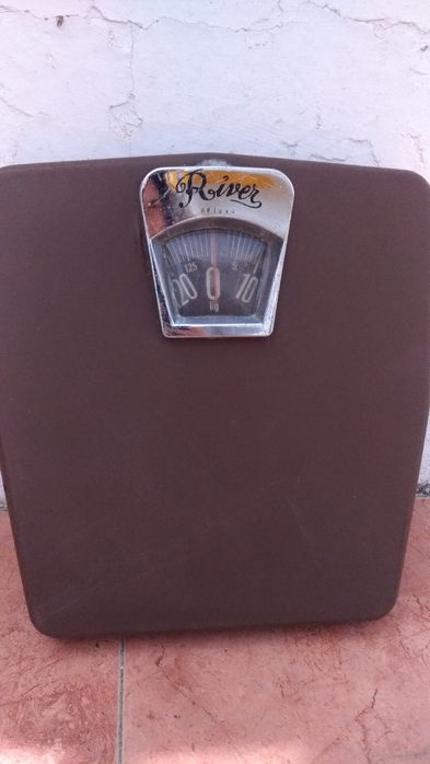 Balança antiga River