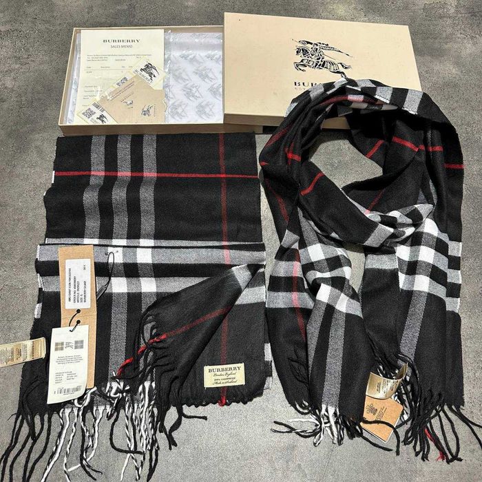 Шарф Burberry "Red Line"