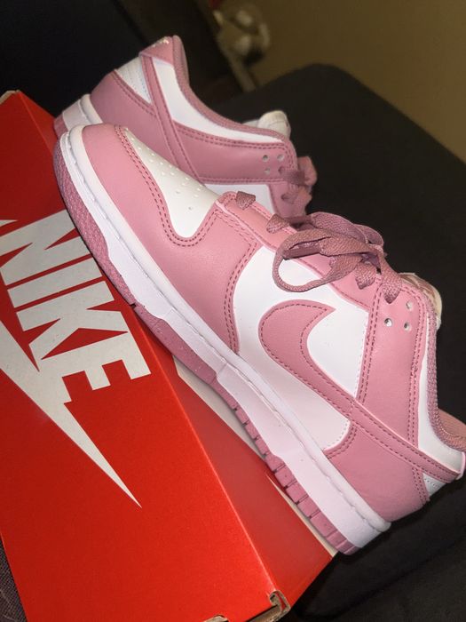 Nike dunk low pink