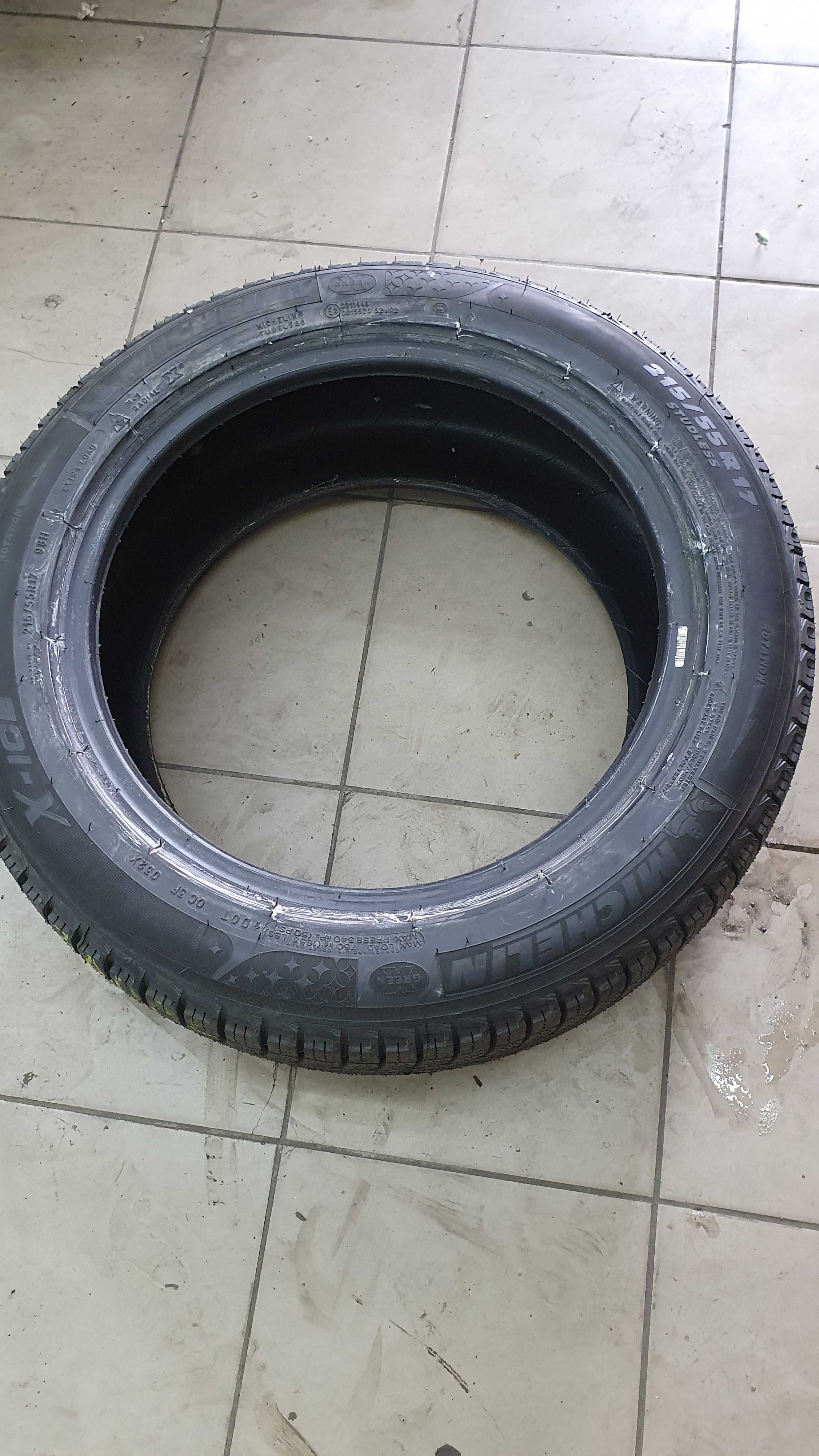 Michelin X-Ice Xi3 215/55 R17 XL 98H зима - одна шина нова