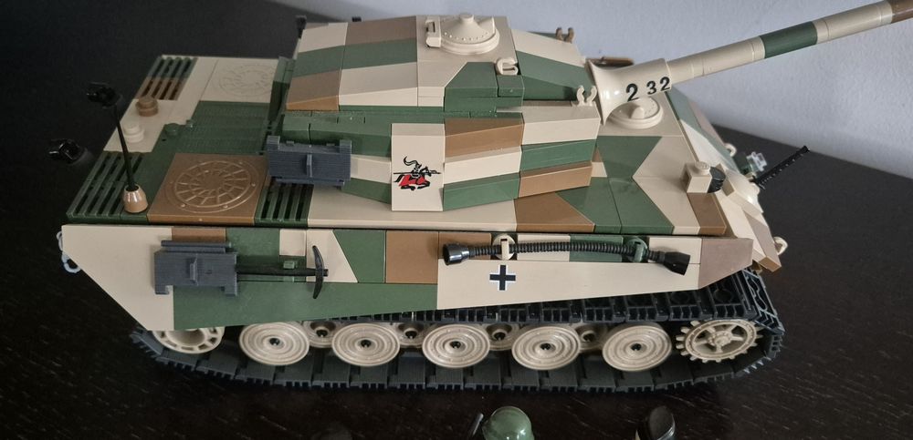 Cobi 2480 - Tiger II PzKpfw VI B Königstiger - czołg, seria Small Army