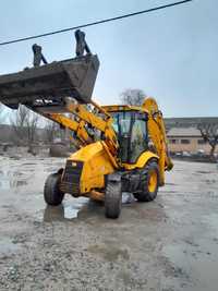 Продам власного  jcb 3cx