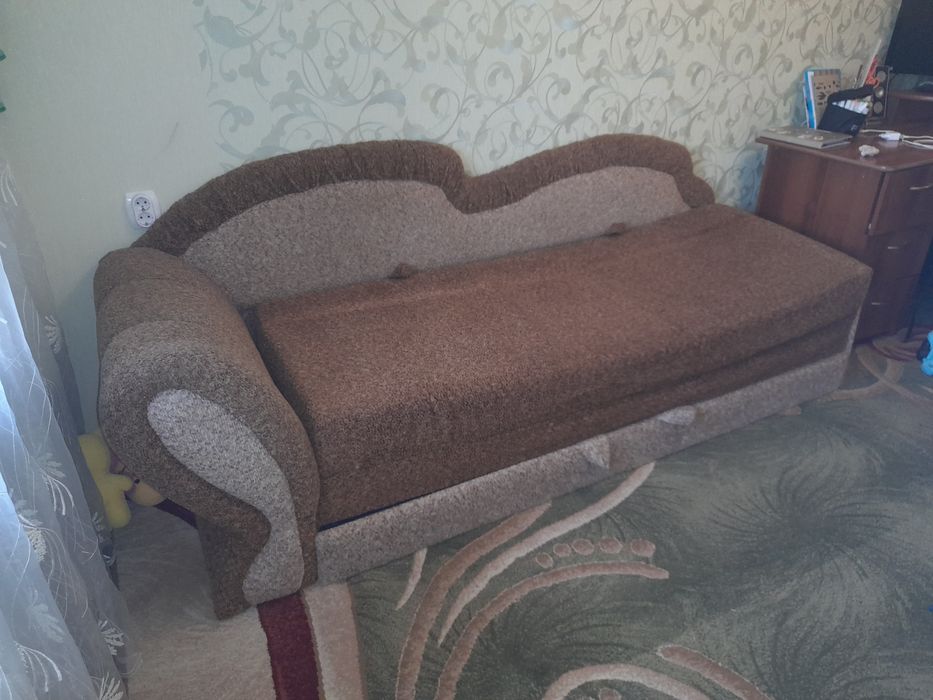 Диван,Ліжко,Куток б/у