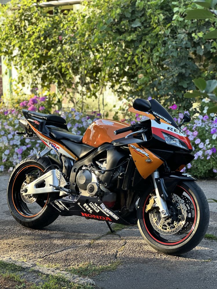 Honda cbr 600 rr