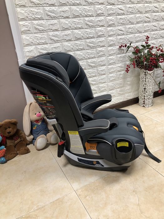 Автокрісло Chicco MyFit Група 1/2/3 (11 - 45 кг) 1 – 12 років