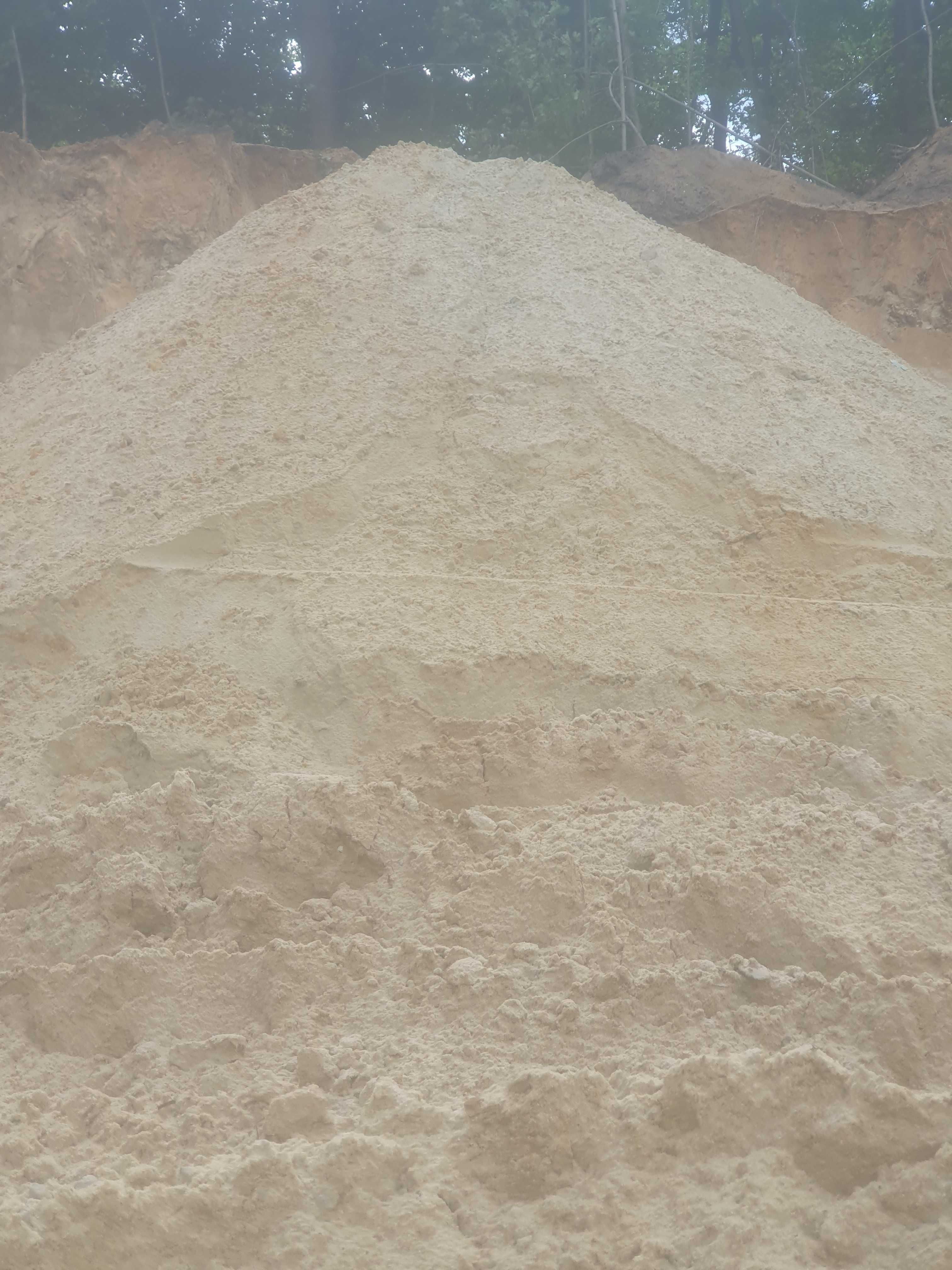 Piach zasypowy piasek czysty wywoz ziemi gruzu  abisynki studnie