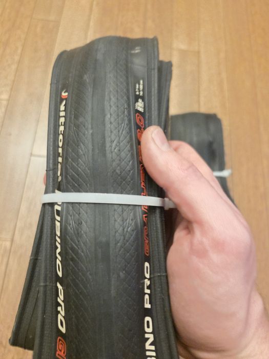 Opony rowerowe szosowe Vittoria Rubino Pro G2.0 zwijane