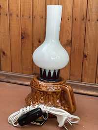 Вінтажна  настольна електрична лампа стилізована під керосинову