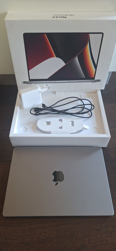 MacBook M1 Pro 14" 32Gb Ram 1Tb