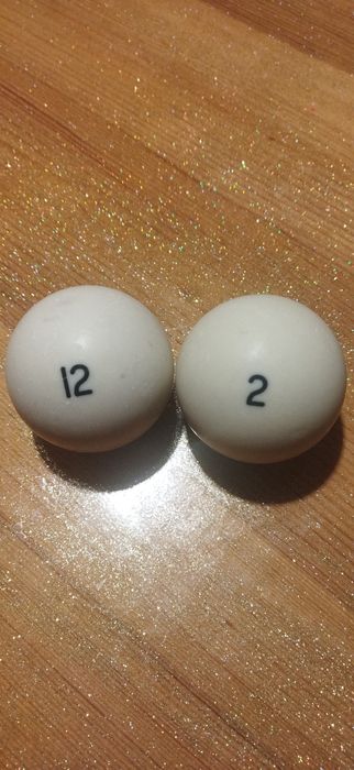 Шар більярдний .