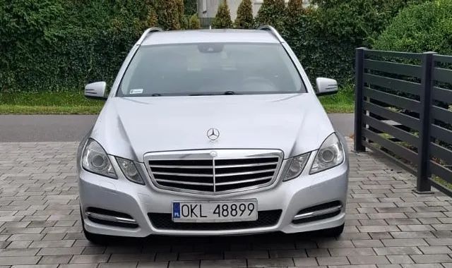 Mercedes-Benz Klasa E Sprzedam Mercedesa E klasa W212 kombi