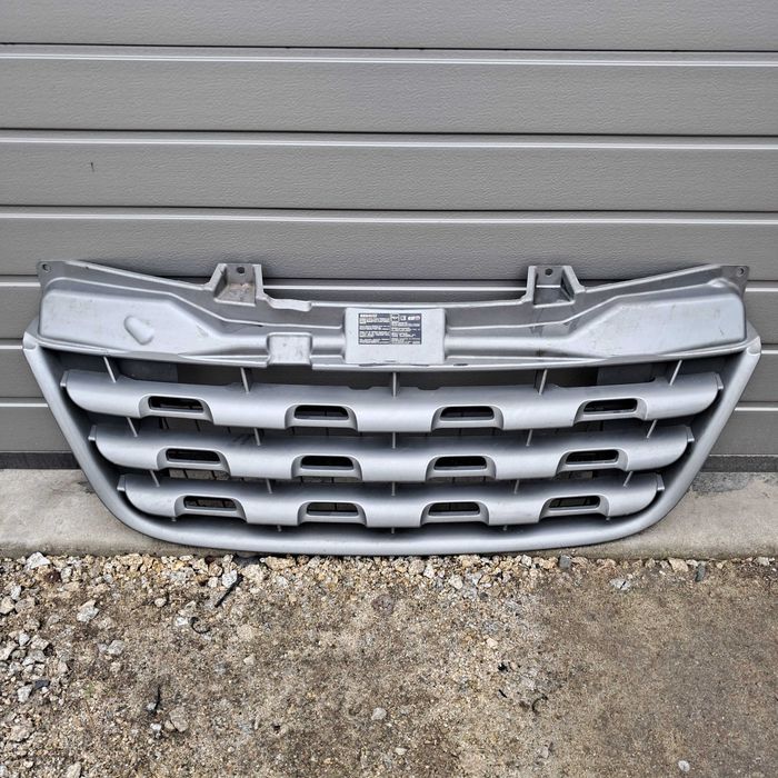 Grill atrapa chłodnicy Renault Master III