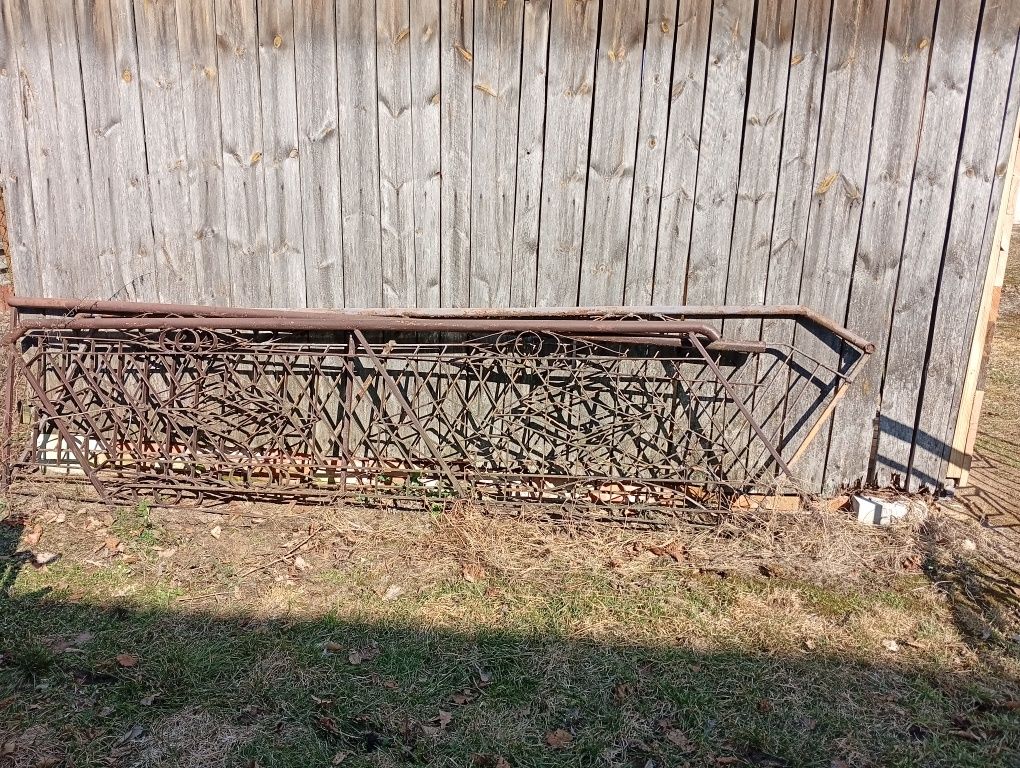Balustrady balkonowe i schodowe