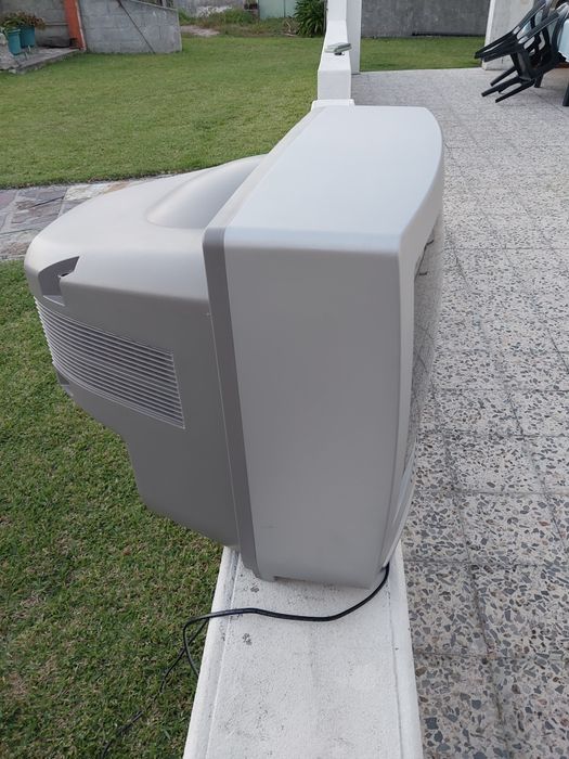 Tv com tdt antiga
