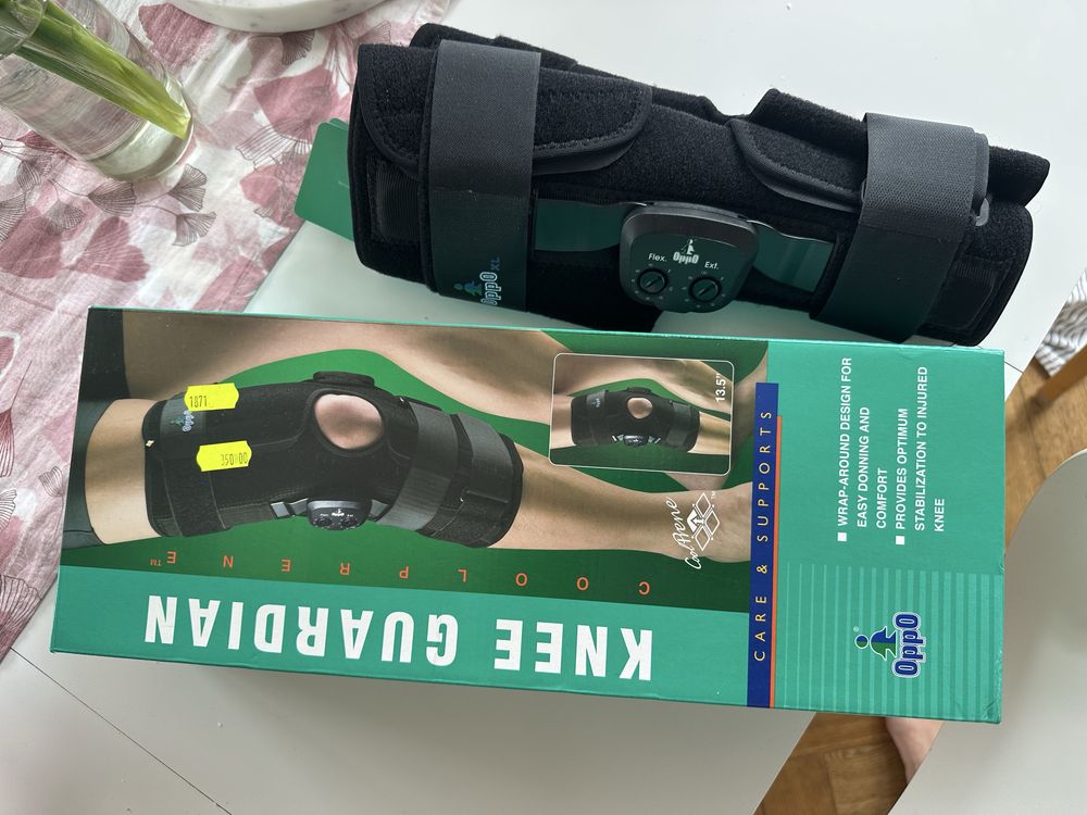 Orteza Stawu Kolanowego z Zegarem OPPO 1232. Rozmiar XL