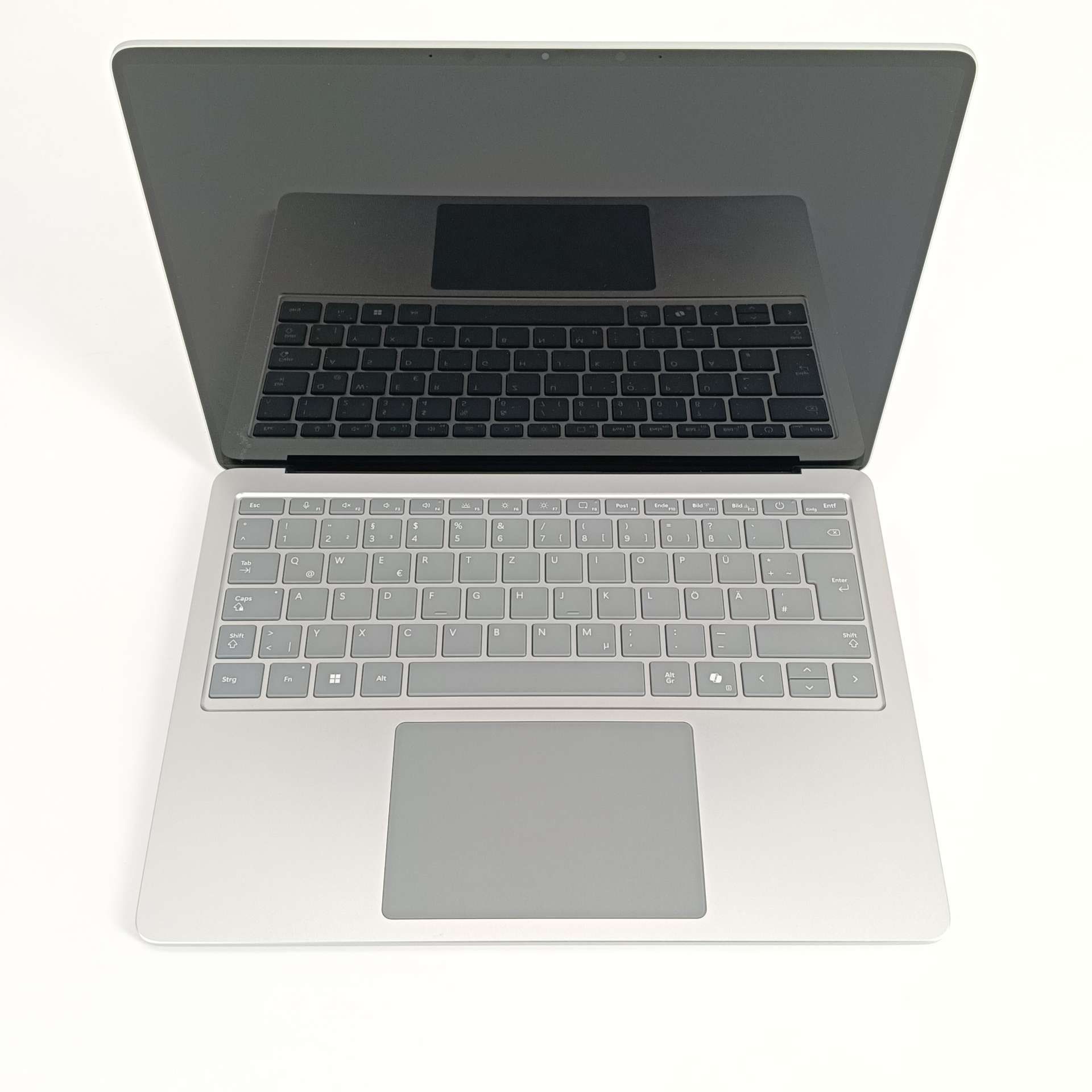 Microsoft Surface Laptop 13,8″, Snapdragon® X Plus, 16 GB RAM, 256 GB