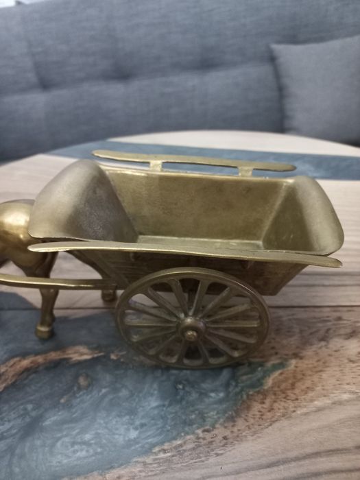 Конь бронзовый статуэтка бронза медь латунь с тележкой в интерьер