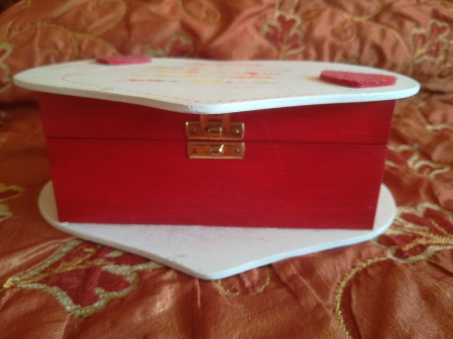 Artesanato de Vila Verde Guarda jóias em madeira novo