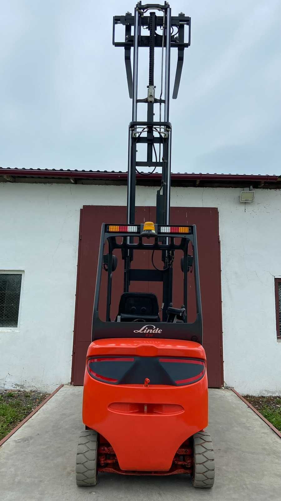 Навантажувач  Linde E20  2,0t 4.7m TRIPLEX АКБ Li-ion Нове зарядне