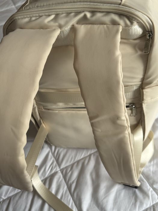 Mochila compartimento vácuo