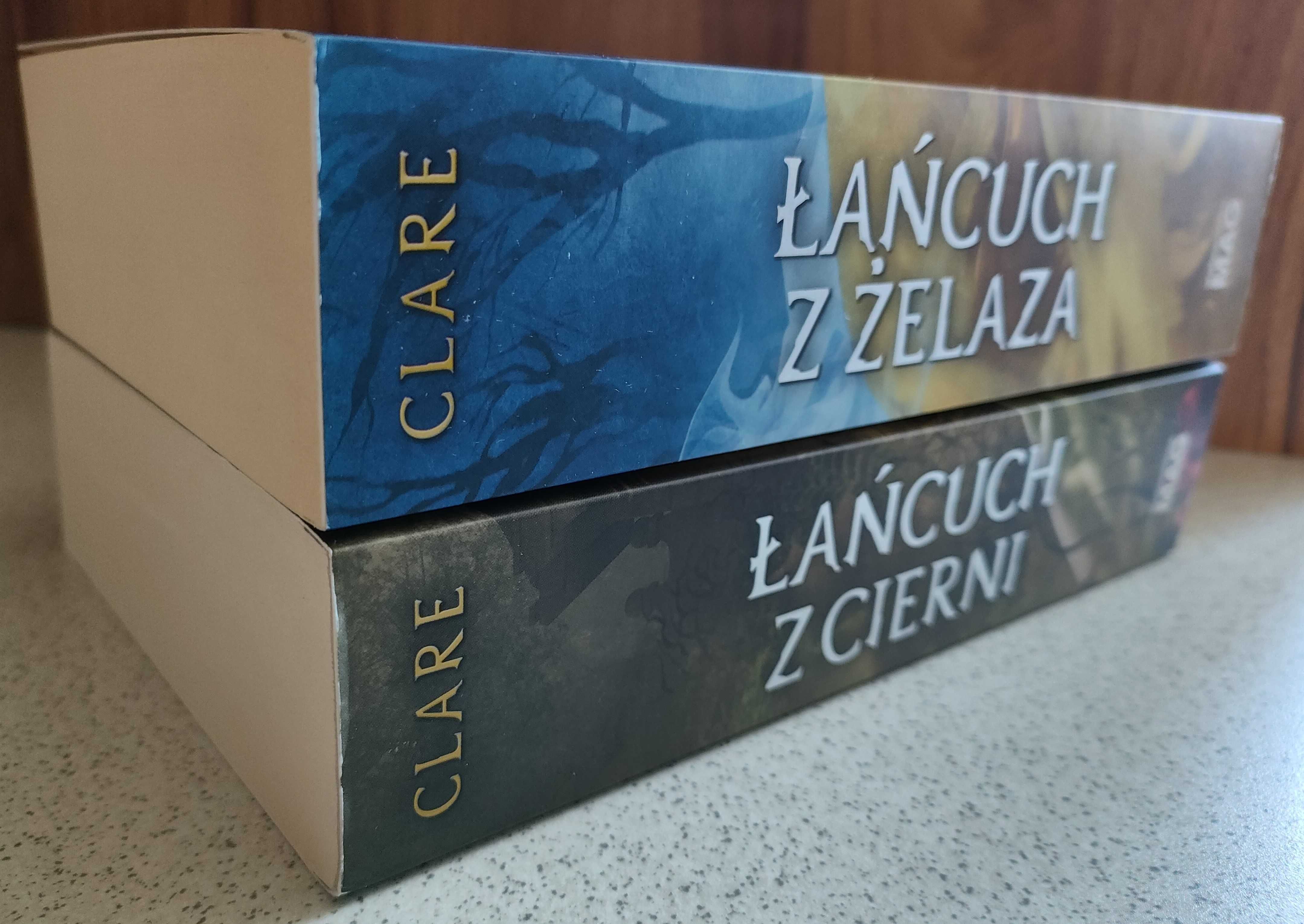 Łańcuch z żelaza, Łańcuch z cierni, Clare