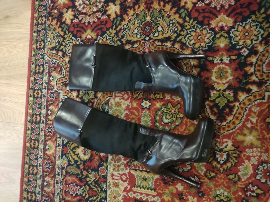 Botas cano alto Gucci