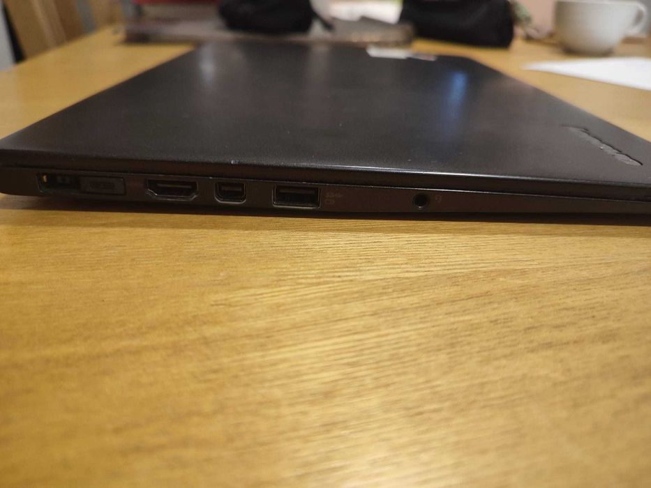 Lenovo ThinkPad X1 Carbon 4GB i5 SSD 256GB