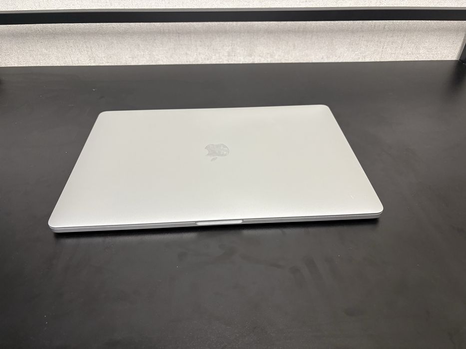 Власний Macbook pro 15, 2016, I7, 16 ОЗУ, 256 гб, ідеальний стан