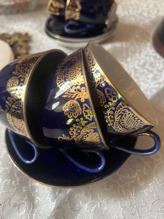 Продам  сервиз кофейный ,чаные пары и другую посуду.