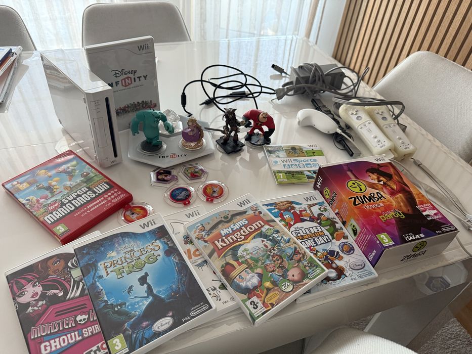 Wii da Nintendo + 8 jogos