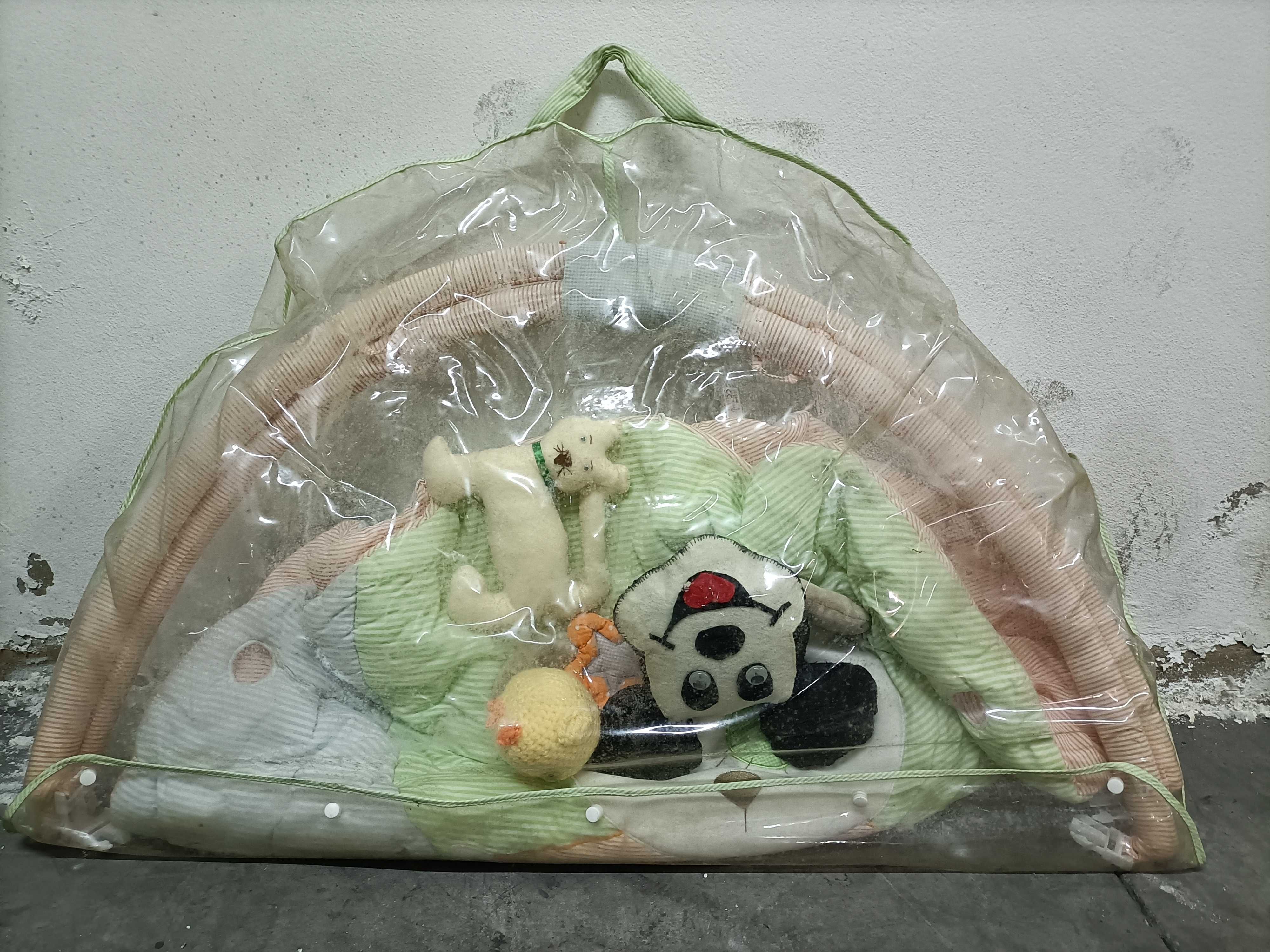 Espreguiçadeira Chicco + Almofada de amamentação + Tapete + Pega Bébé