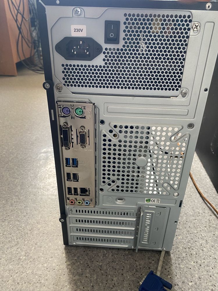 ПК Intel Core i3-7100 ,DDR4-12Gb 240GB SSD 1TbHDD/450W