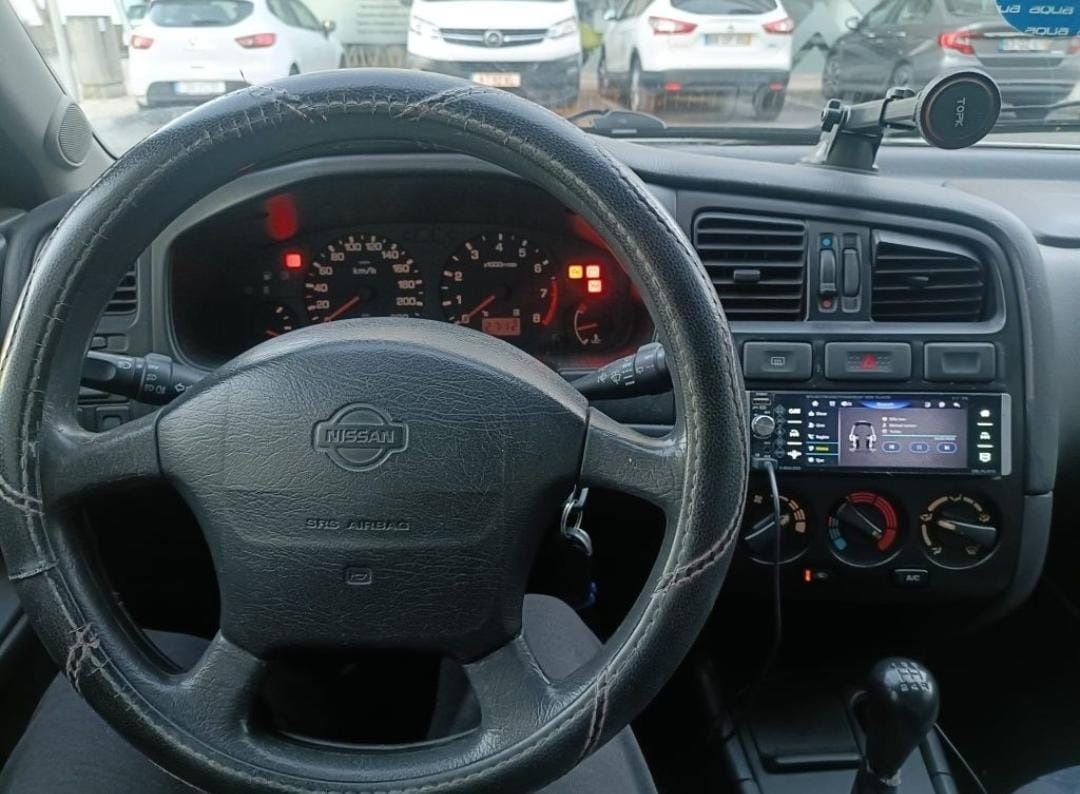 Nissan primeira Slx
