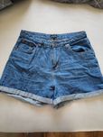 Spodenki Prettylittlething r.40
