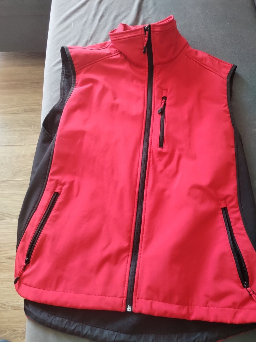 Nowy bezrękawnik XL Strauss