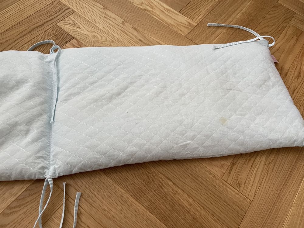 MimiNu Ochraniacz do łózeczka niebieski 30x180 bawełna wiązany cm