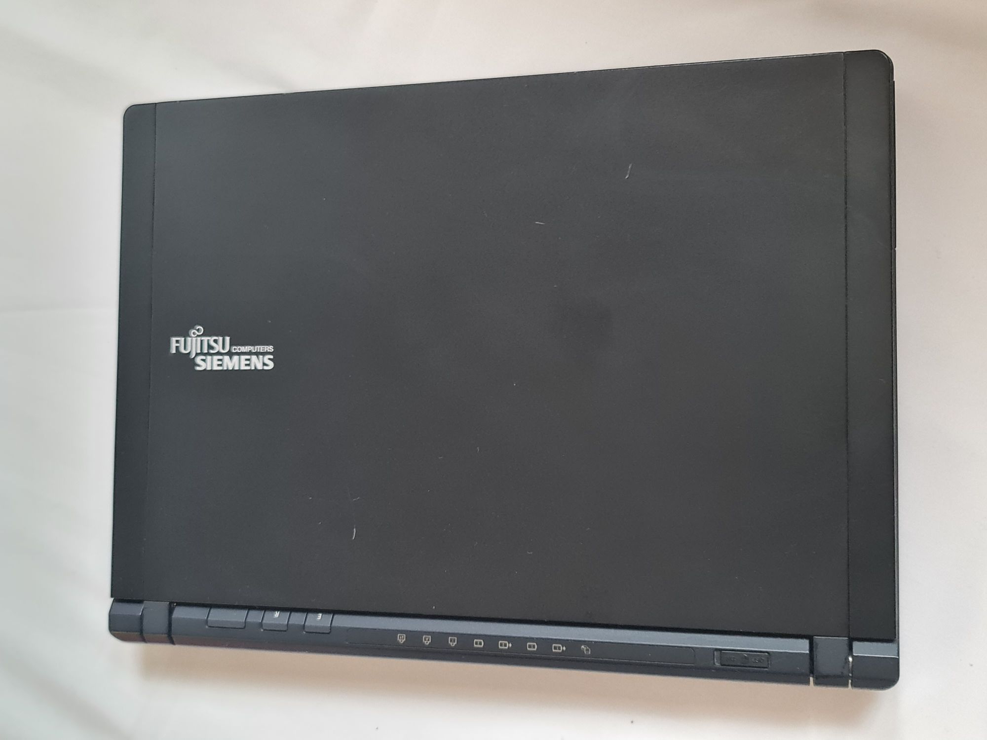PC Fujitsu Serie P