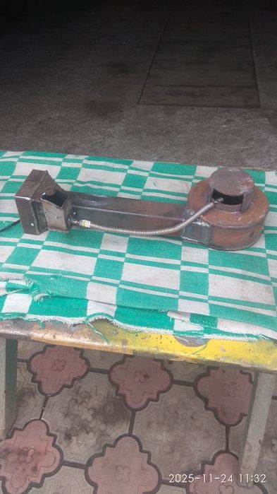 Пальник на відпрацьовкі.