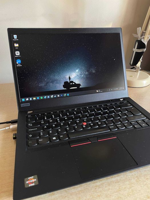 Lenovo ThinkPad T495 (Ryzen 7 3700U + Touchscreen)