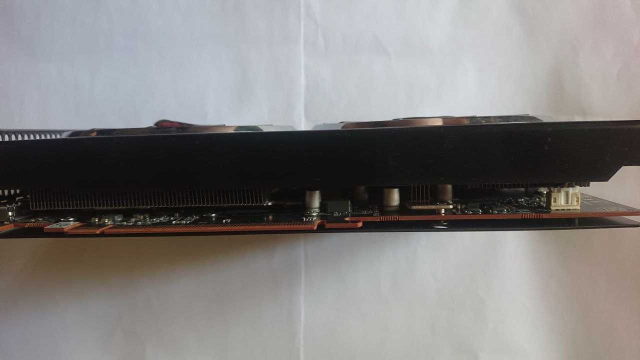 RX 5700XT Red Dragon
