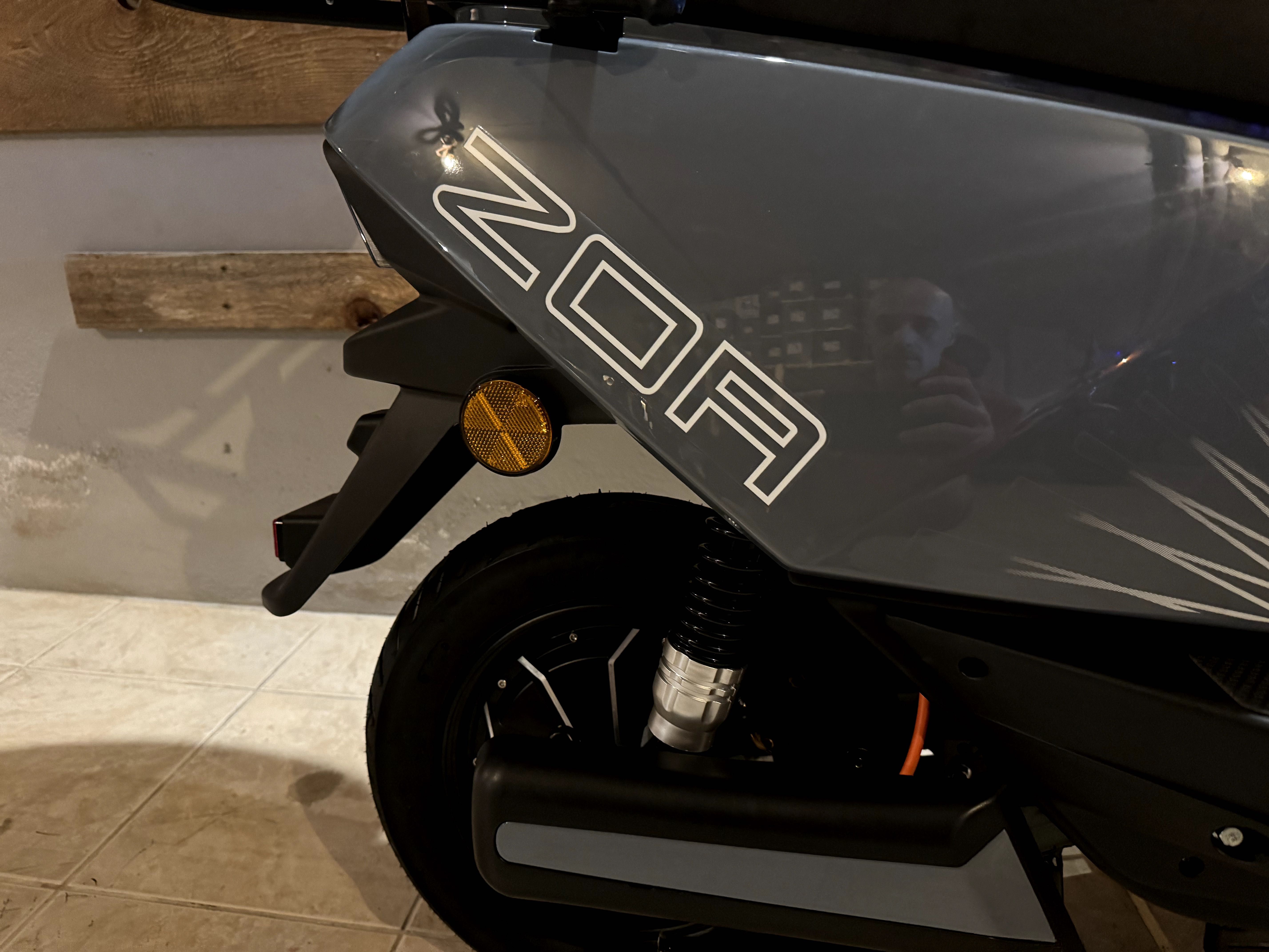 Scooter elétrica sem carta Seventeen Zoa financiamento