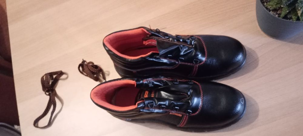 Buty robocze rozmiar 46