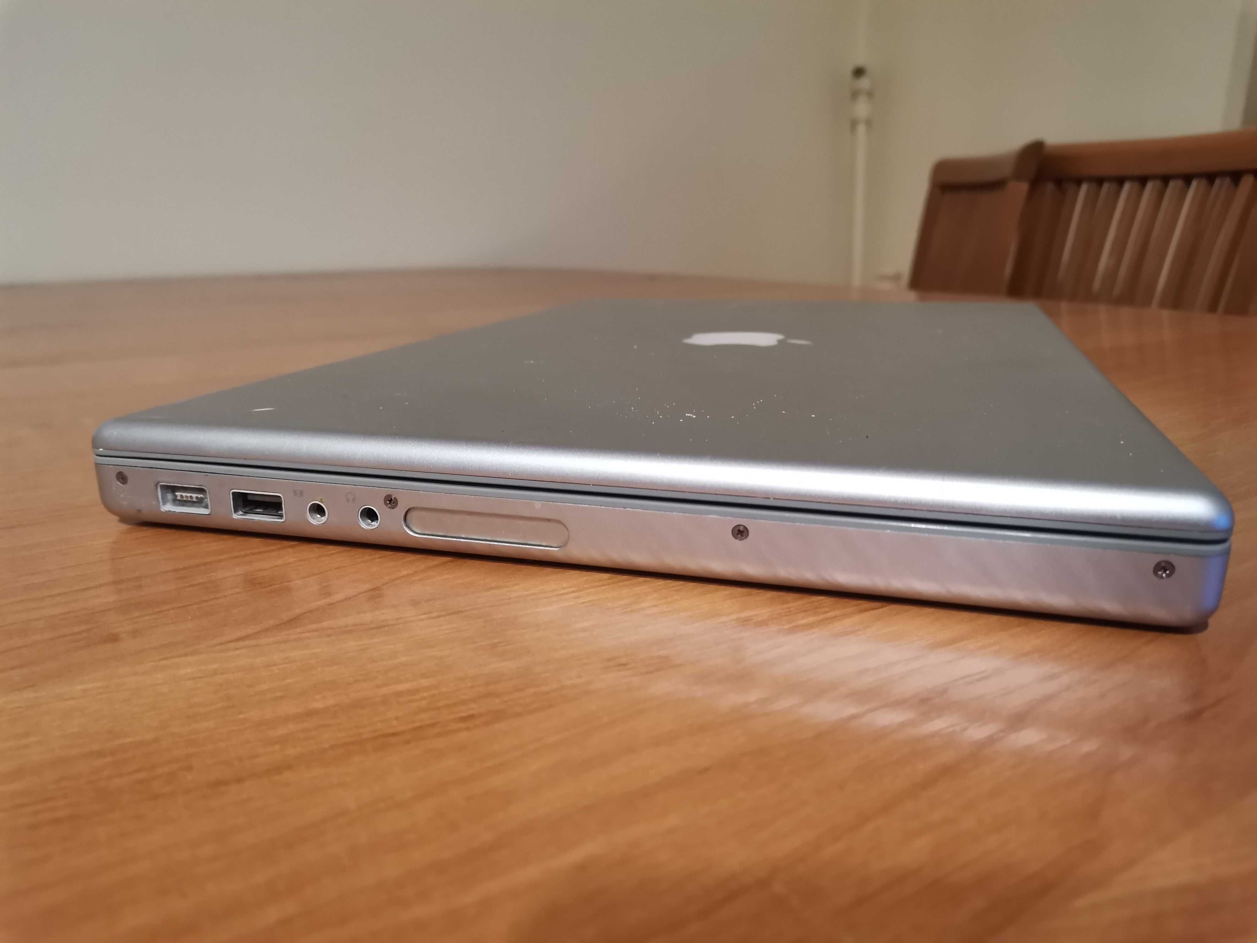 Macbook Pro A1226