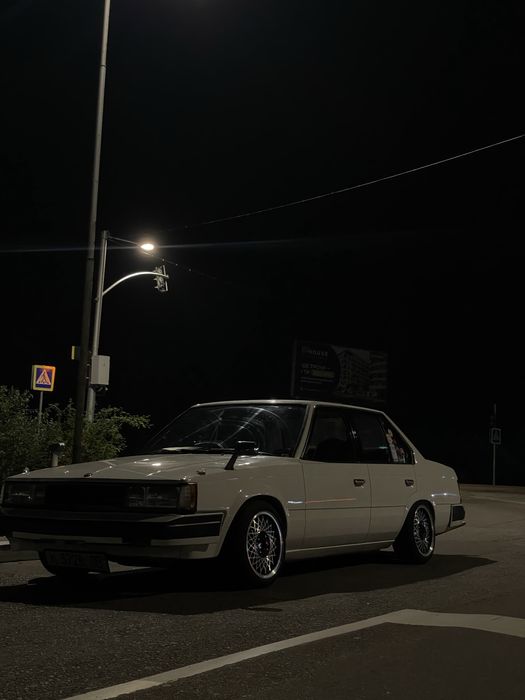 Toyota Corona tt142