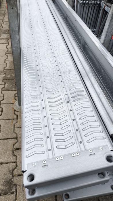 Podest stalowy pełny 3m * 0,32m Typ PLETTAC, pomost rusztowanie 18.6kg